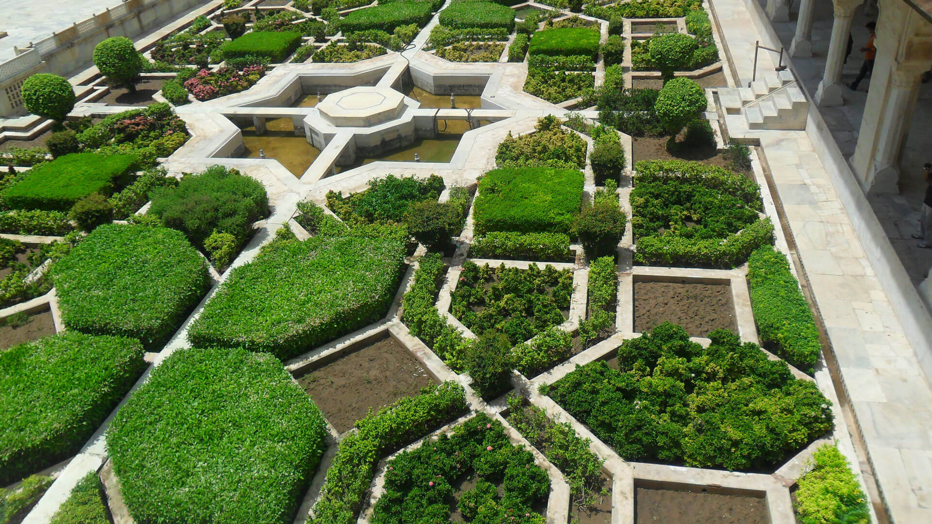 Betpark platformuna yapılan güvenli giriş işlemini gösteren şematik bir görsel